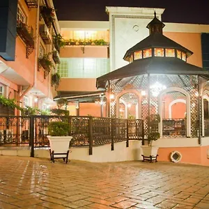 Platino & Casino Hotel Santiago De Los Caballeros